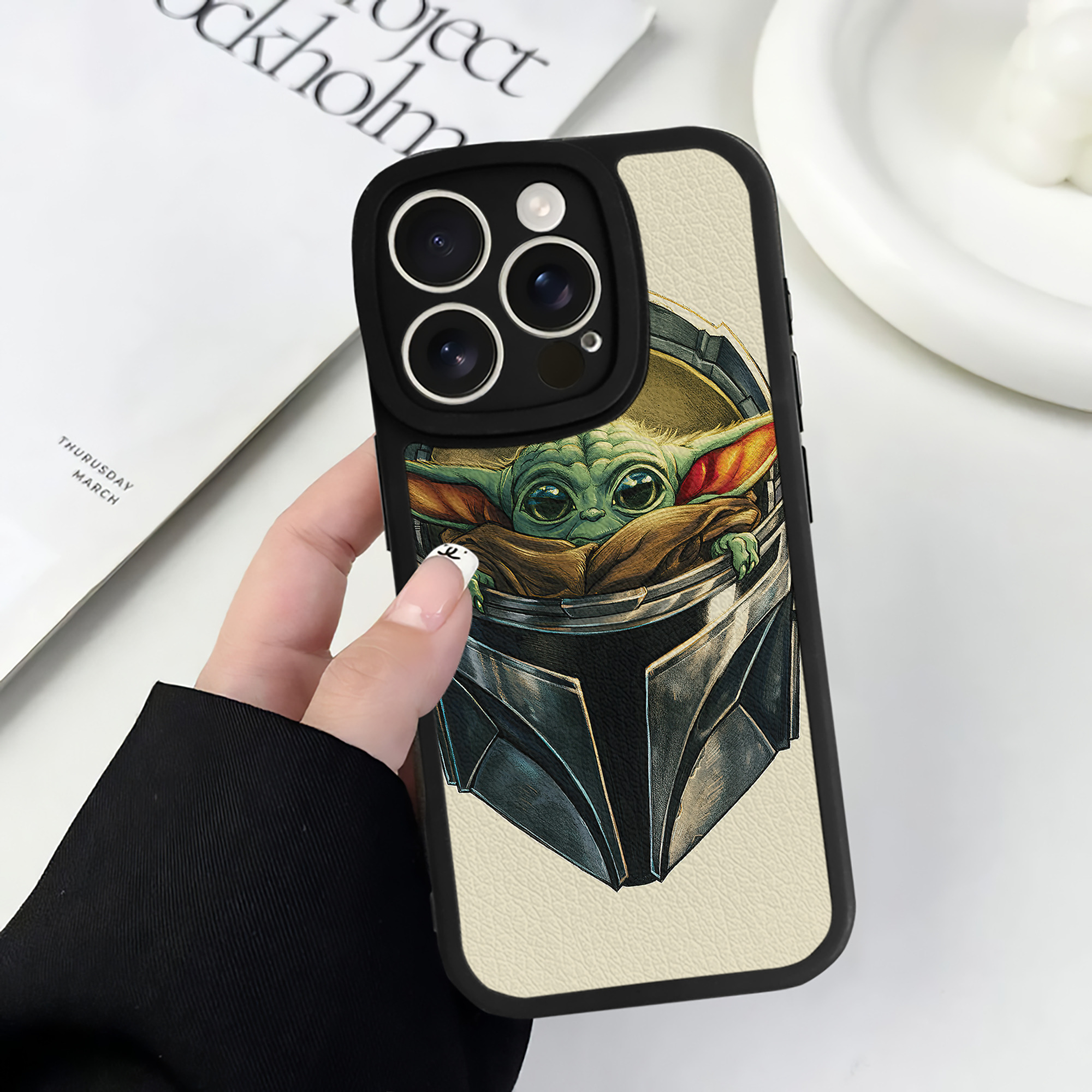 （画像用） スター・ウォーズ Star Wars 【iPhone 16シリーズ対応】シリコンスマホケース（レザー調） 材質：シリコン